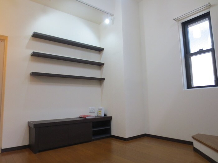 物件内観写真9　(居室)