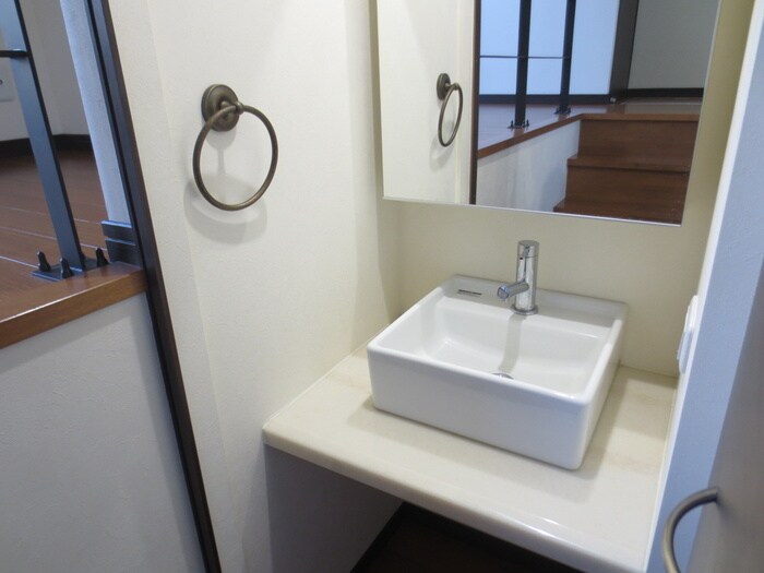 物件内観写真15　(洗面)