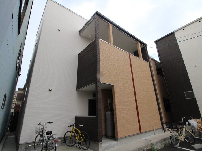 物件外観写真3　(外観写真)