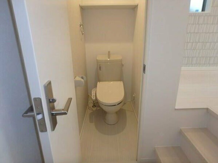 物件内観写真11　(トイレ)