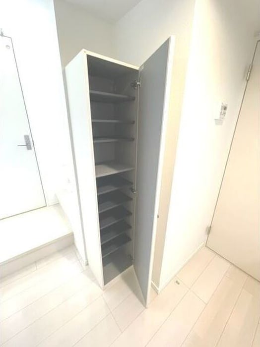 物件内観写真18　(靴箱)