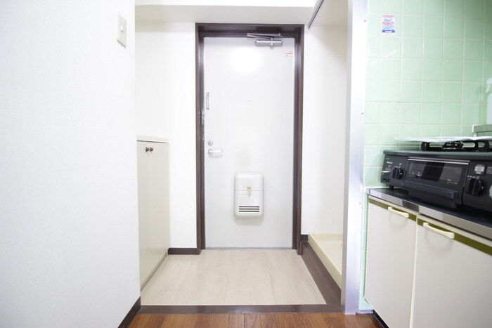 物件内観写真20　(玄関)