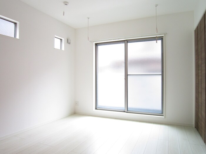 物件内観写真9　(居室)