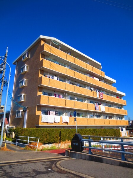 グレイス新伊勢山外観写真