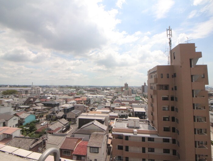 物件内観写真18　(室内からの展望)