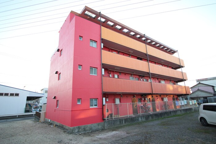 物件外観写真2　(外観写真)