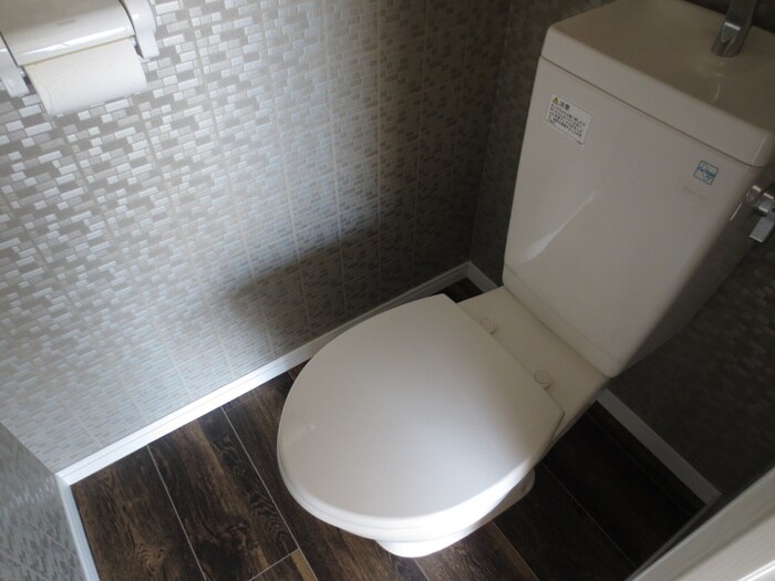 物件内観写真10　(トイレ)