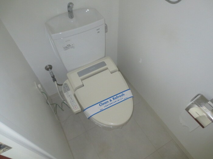 物件内観写真8　(トイレ)