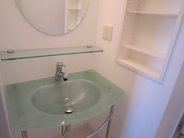 物件内観写真11　(洗面)