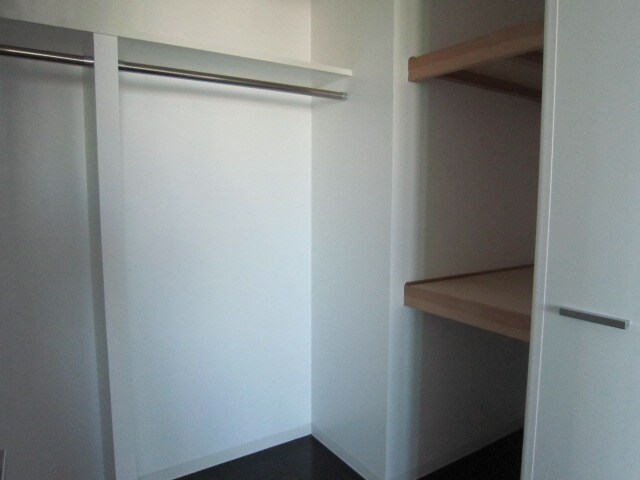 物件内観写真14　(収納)