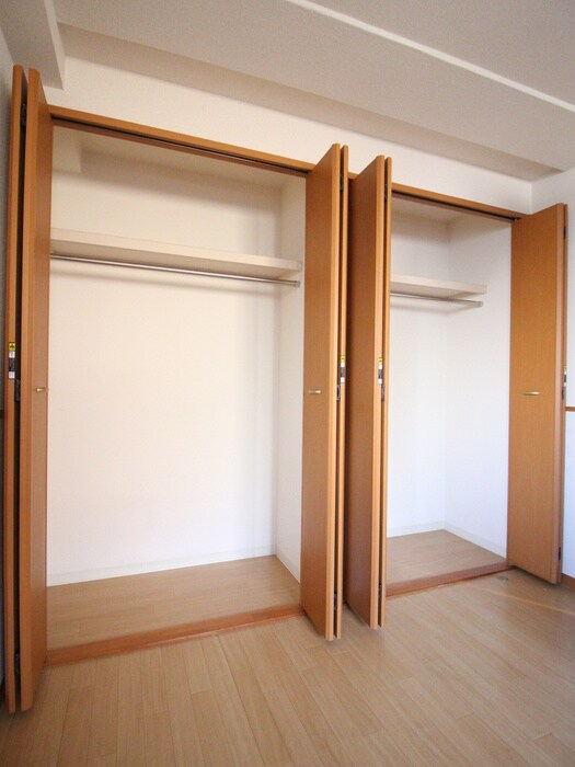 物件内観写真7　(収納)