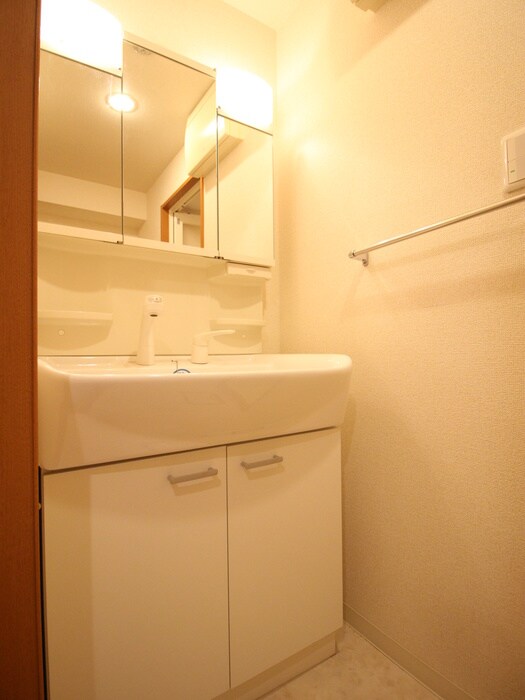 物件内観写真10　(洗面)