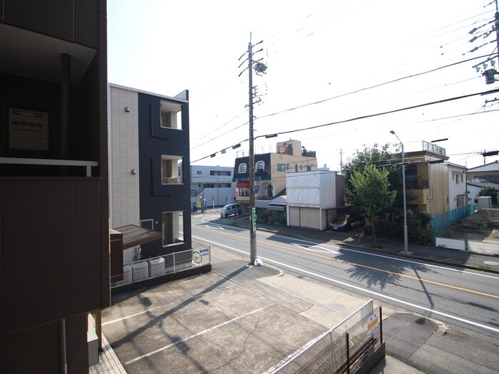 物件内観写真15　(室内からの展望)