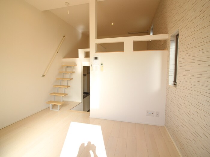 物件内観写真8　(居室)