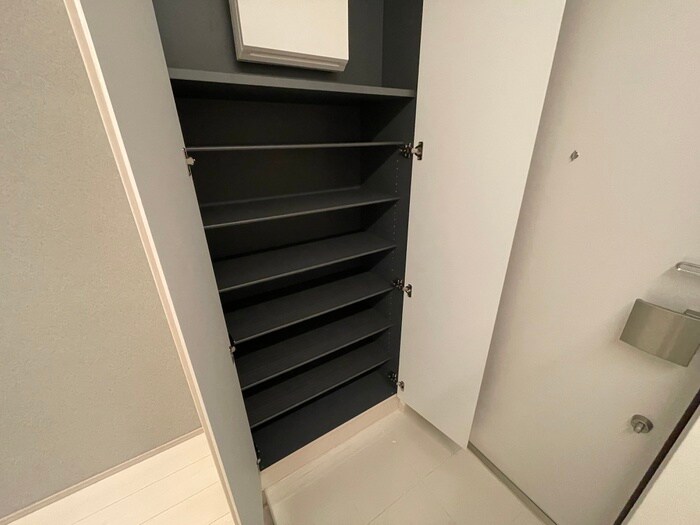 物件内観写真19　(靴箱)