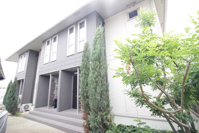 物件外観写真2　(外観写真)