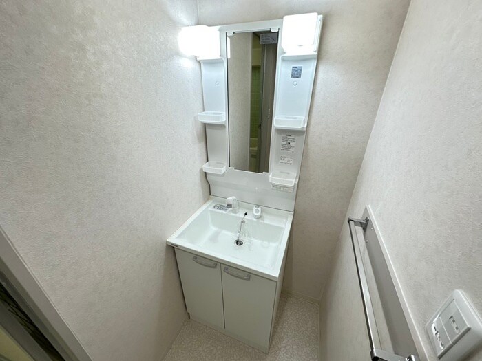 物件内観写真14　(洗面)