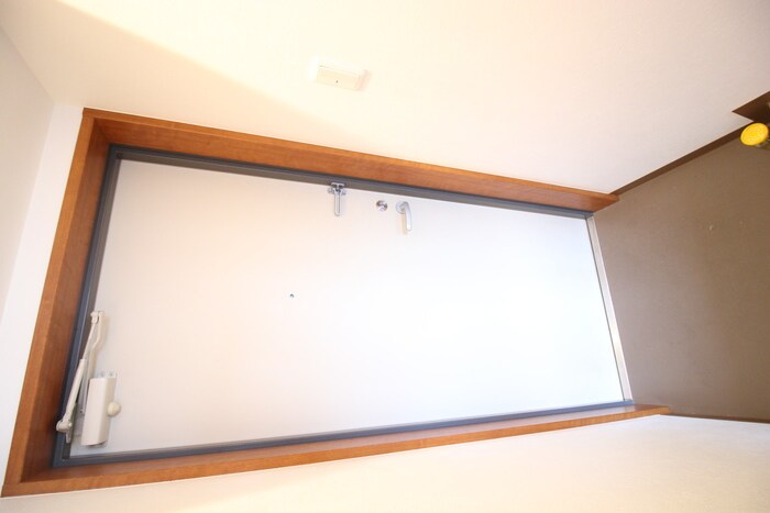 物件内観写真13　(玄関)
