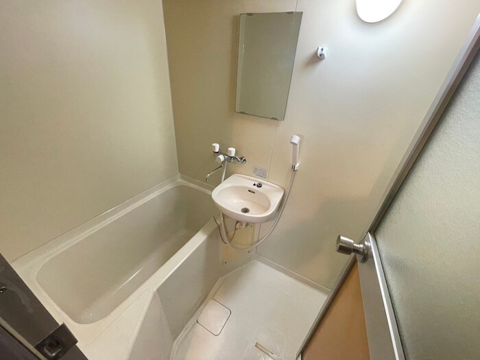 物件内観写真11　(バス／シャワールーム等)