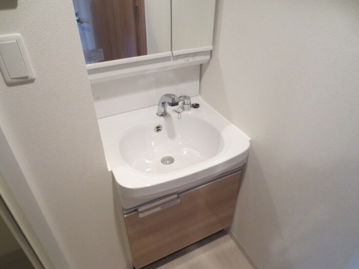 物件内観写真9　(洗面)