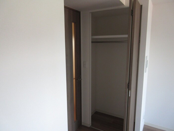 物件内観写真11　(収納)