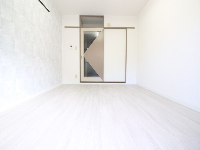 物件内観写真8　(居室)