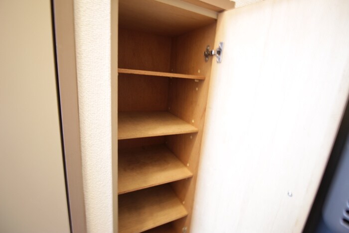 物件内観写真16　(靴箱)