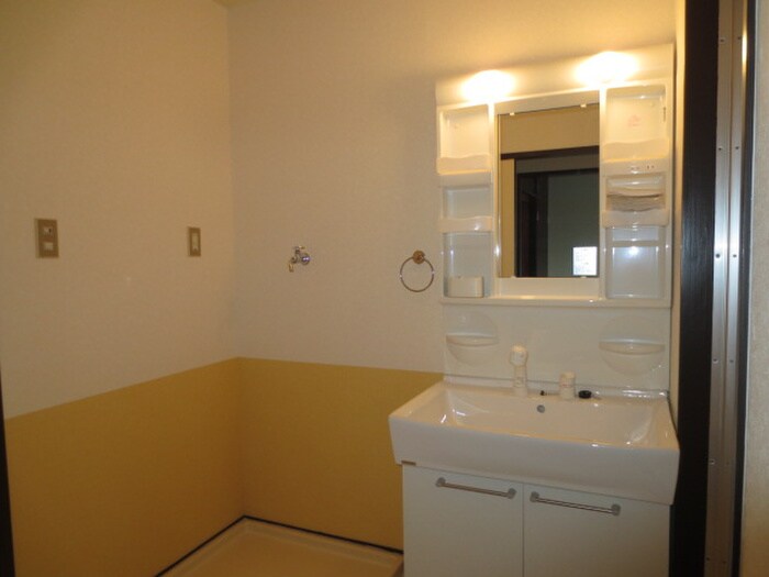 物件内観写真16　(洗面)