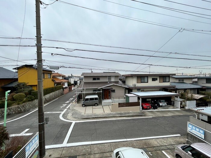 物件内観写真16　(室内からの展望)