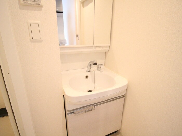 物件内観写真12　(洗面)