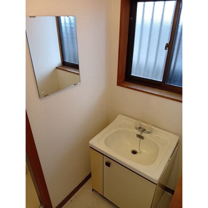 物件内観写真7　(洗面)