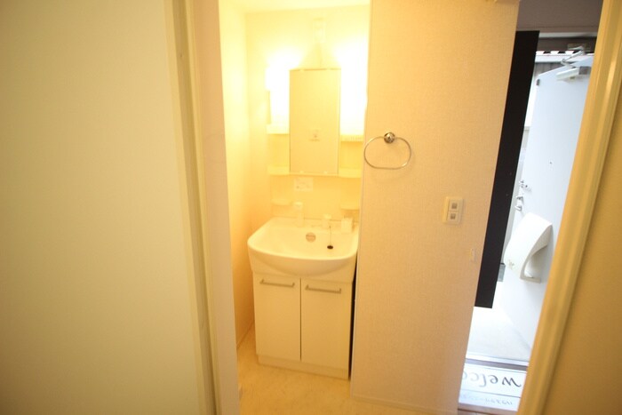 物件内観写真11　(洗面)