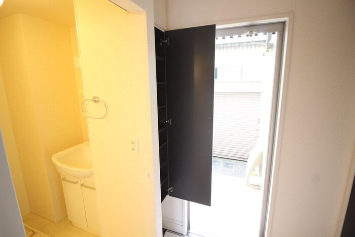 物件内観写真16　(靴箱)