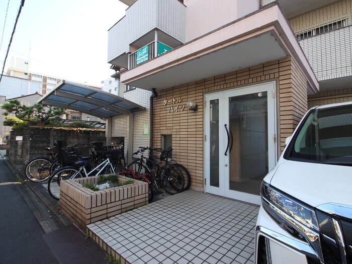 物件外観写真6　(エントランス部分)