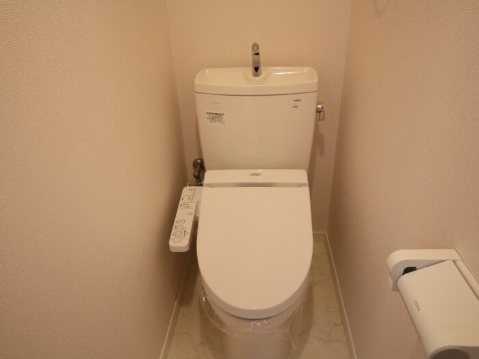 物件内観写真8　(トイレ)