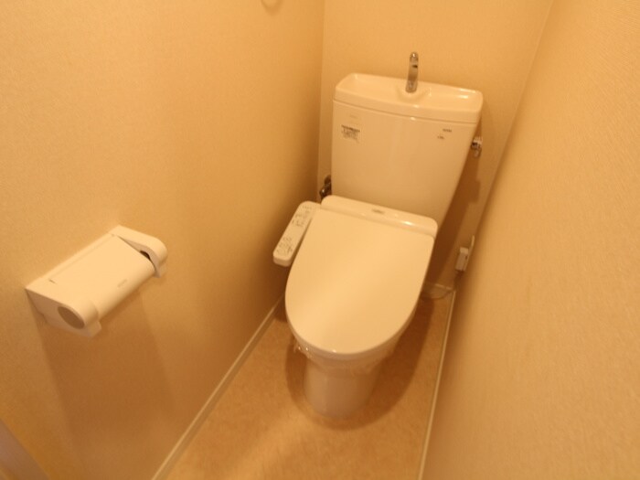 物件内観写真10　(トイレ)