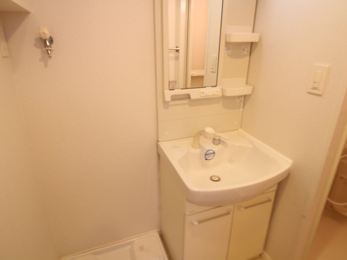 物件内観写真11　(洗面)