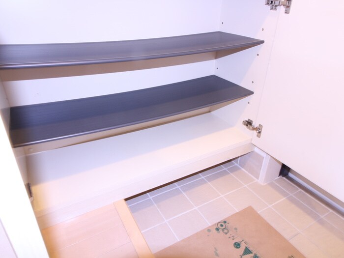 物件内観写真17　(靴箱)