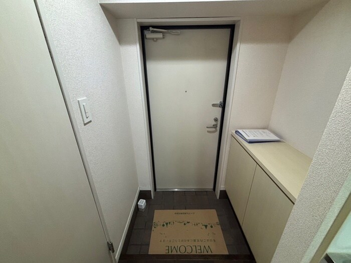 物件内観写真22　(玄関)