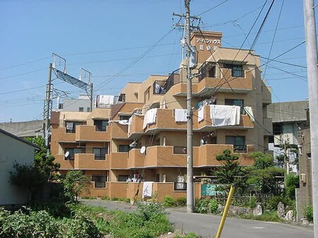 ア－バンハウスⅢ番館外観写真