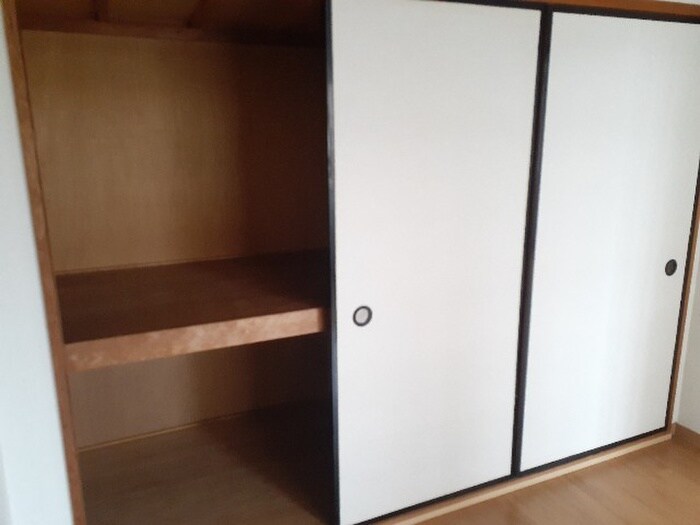 物件内観写真11　(収納)
