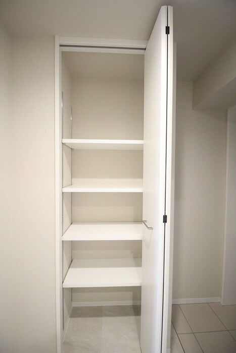 物件内観写真9　(収納)