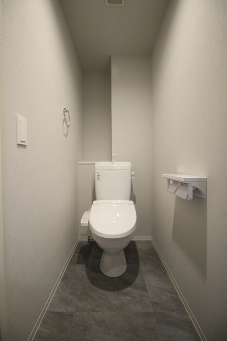 物件内観写真12　(トイレ)