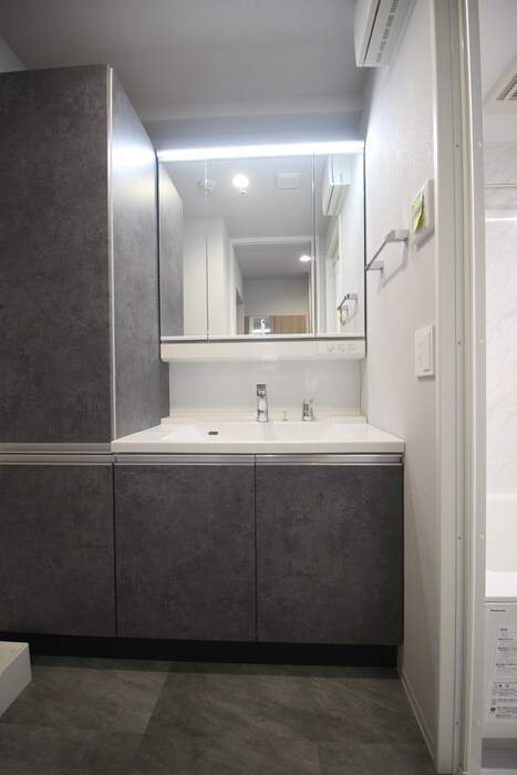 物件内観写真13　(洗面)