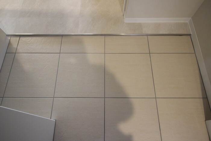 物件内観写真14　(玄関)