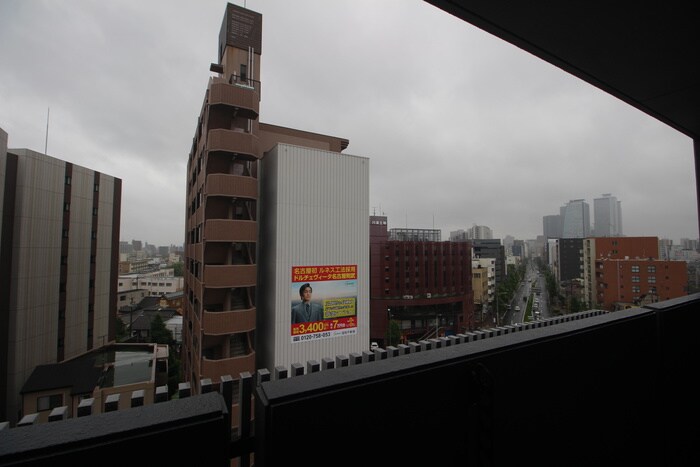 物件内観写真16　(室内からの展望)