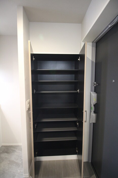 物件内観写真19　(靴箱)