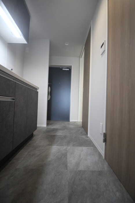 物件内観写真20　(廊下)