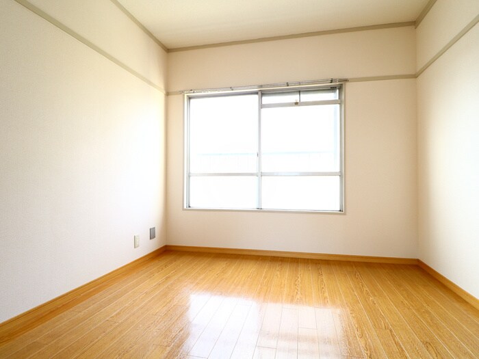 物件内観写真14　(居室)