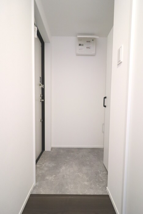 物件内観写真15　(玄関)